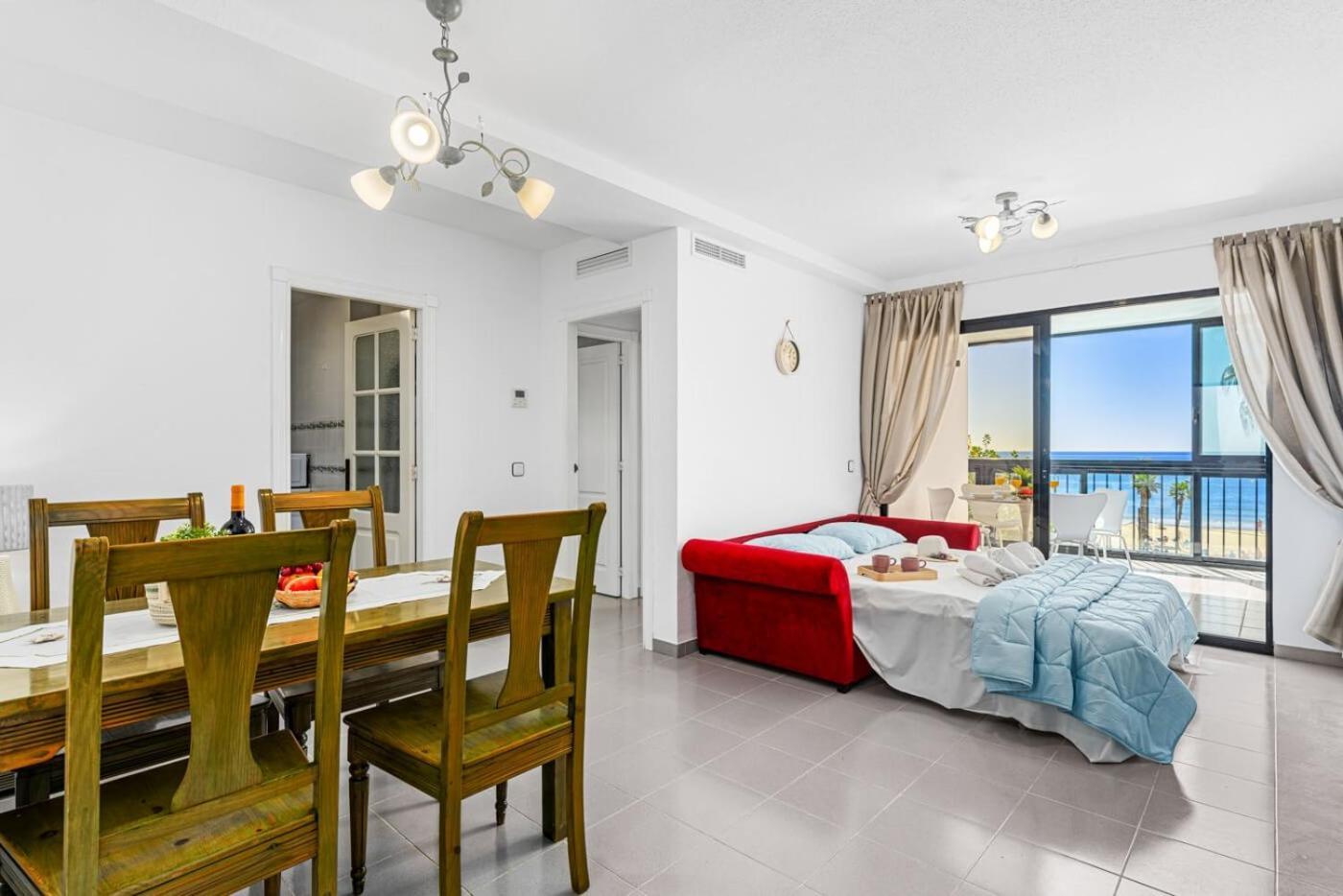 Apartment Colon - Plusholidays カルプ エクステリア 写真