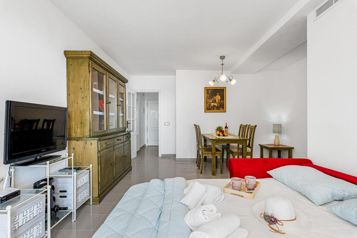 Apartment Colon - Plusholidays カルプ エクステリア 写真