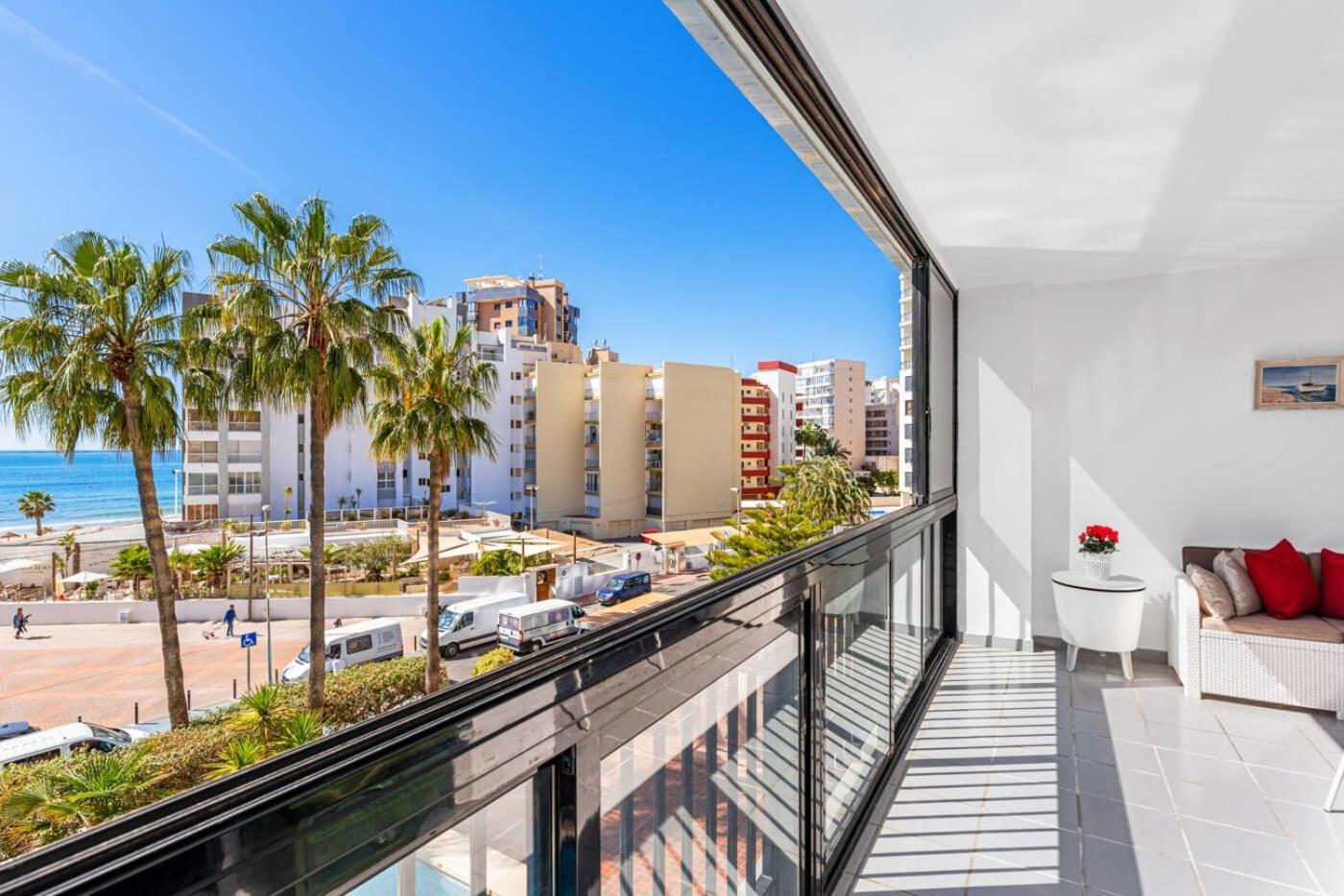 Apartment Colon - Plusholidays カルプ エクステリア 写真