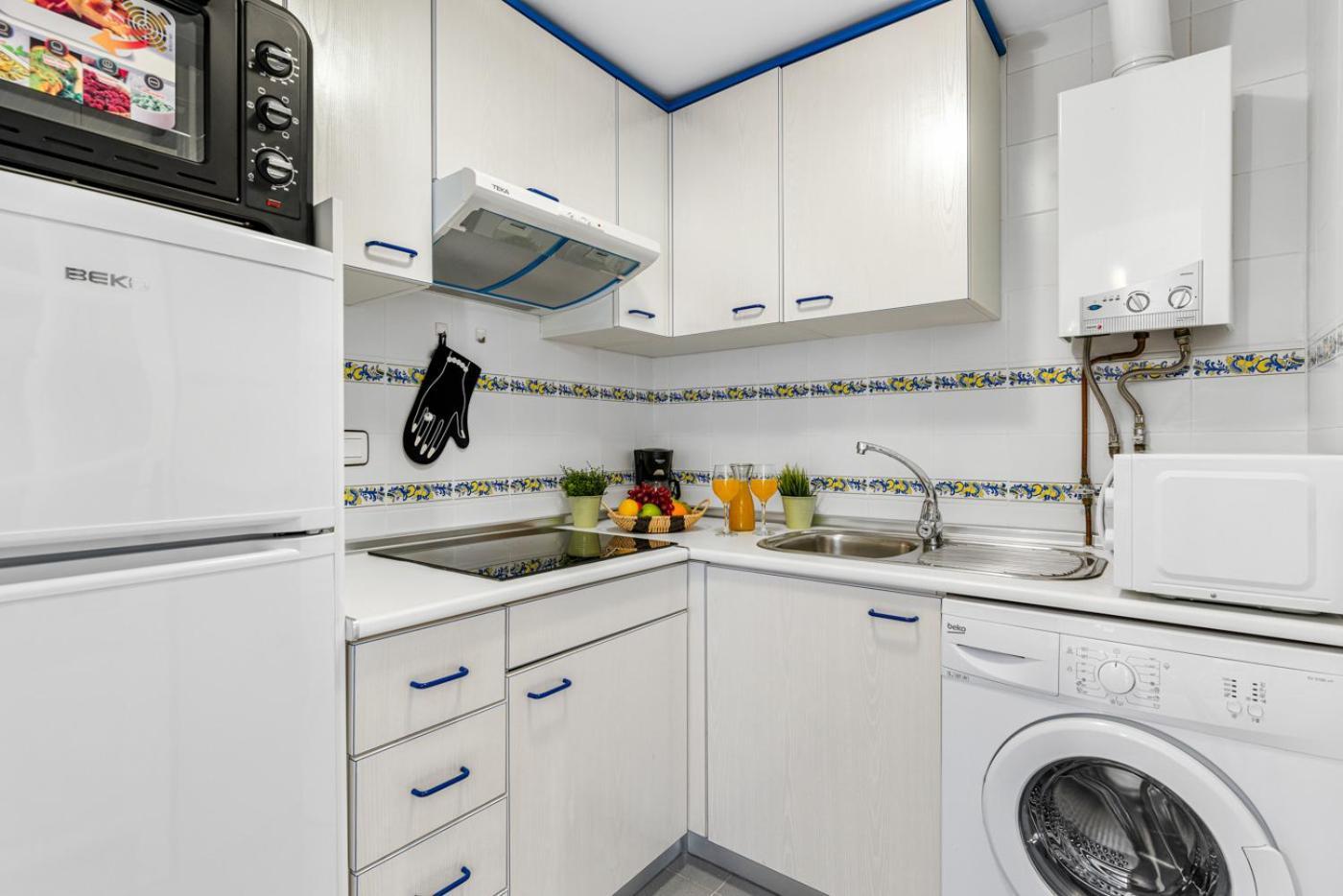 Apartment Colon - Plusholidays カルプ エクステリア 写真