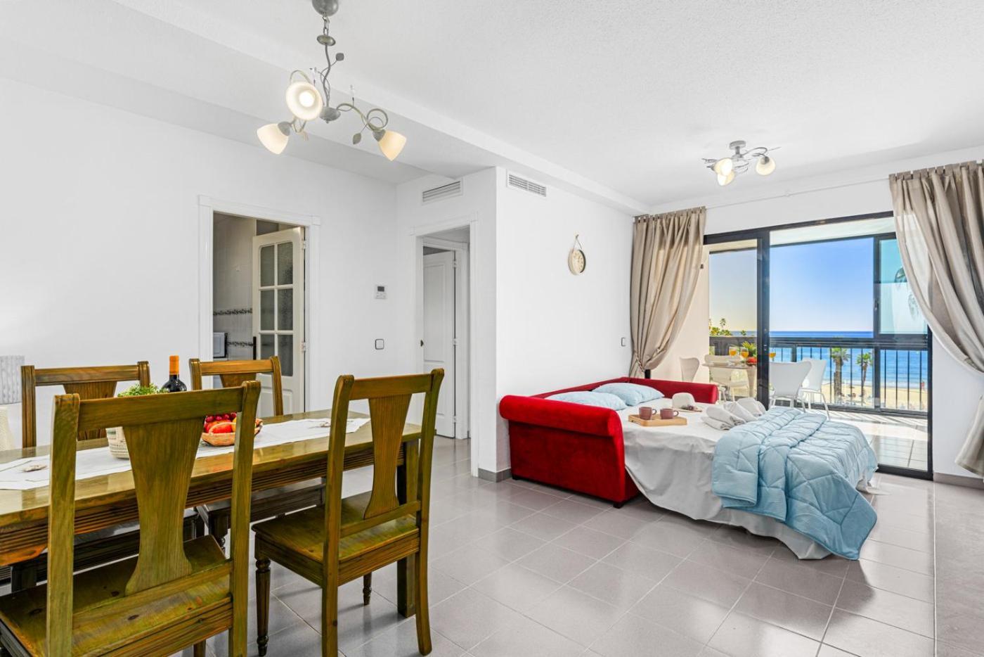 Apartment Colon - Plusholidays カルプ エクステリア 写真